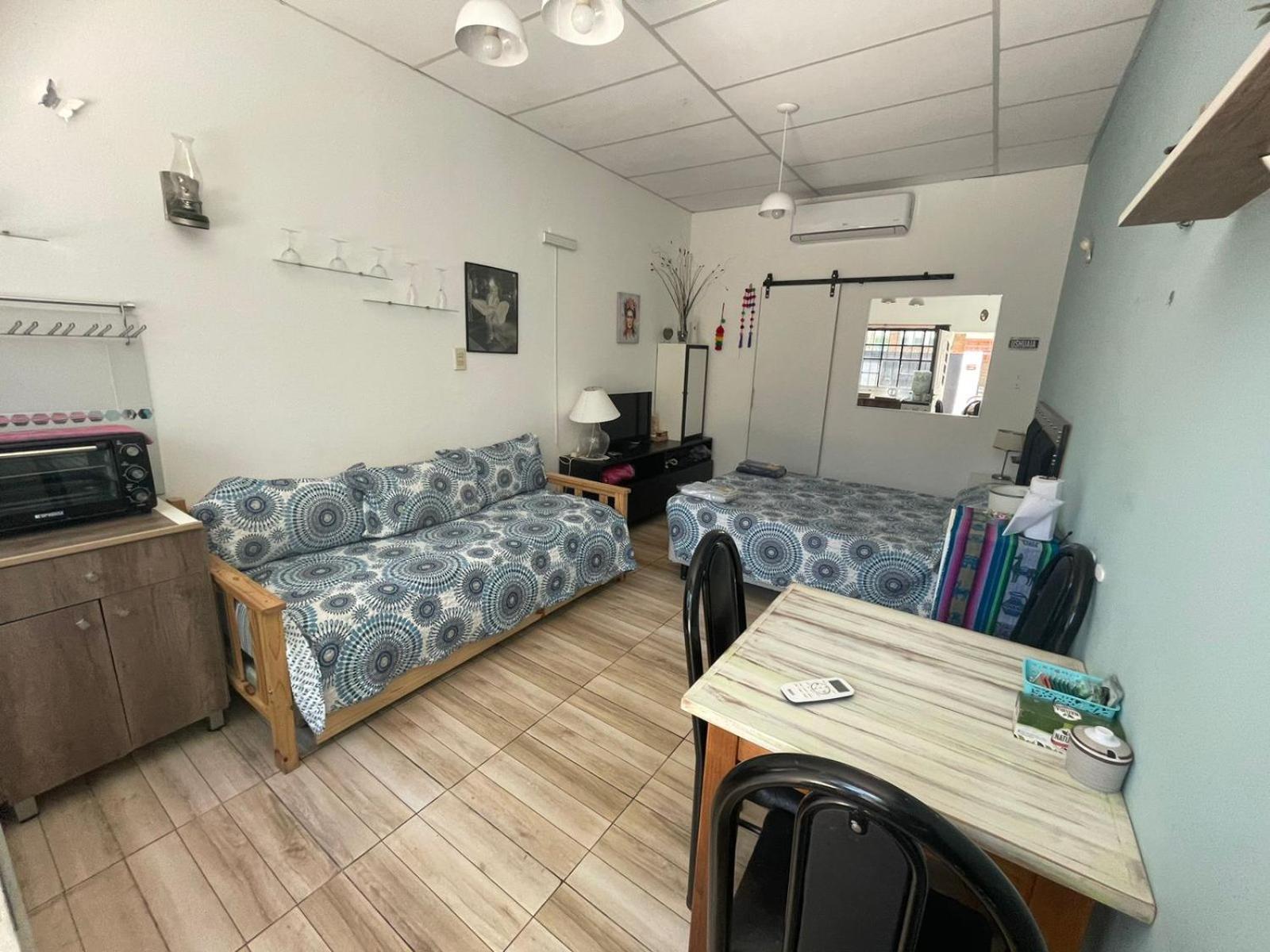 Ezeiza 1 Nuestro Lugar A 15 Minutos Del Aeropuerto Tranfer Opcional Desde Y Al Aeropuerto De Ezeiza Las 24 Horas Pet Friendly מראה חיצוני תמונה
