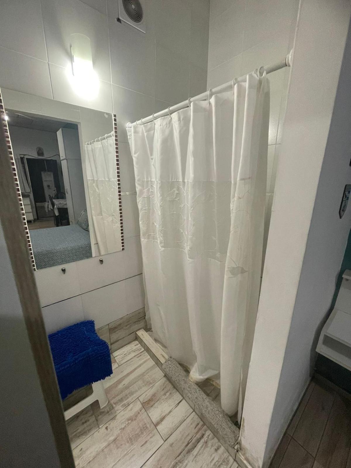 Ezeiza 1 Nuestro Lugar A 15 Minutos Del Aeropuerto Tranfer Opcional Desde Y Al Aeropuerto De Ezeiza Las 24 Horas Pet Friendly מראה חיצוני תמונה